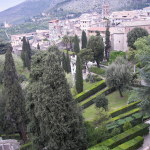 Villa_d'Este_garden_and_Tivoli